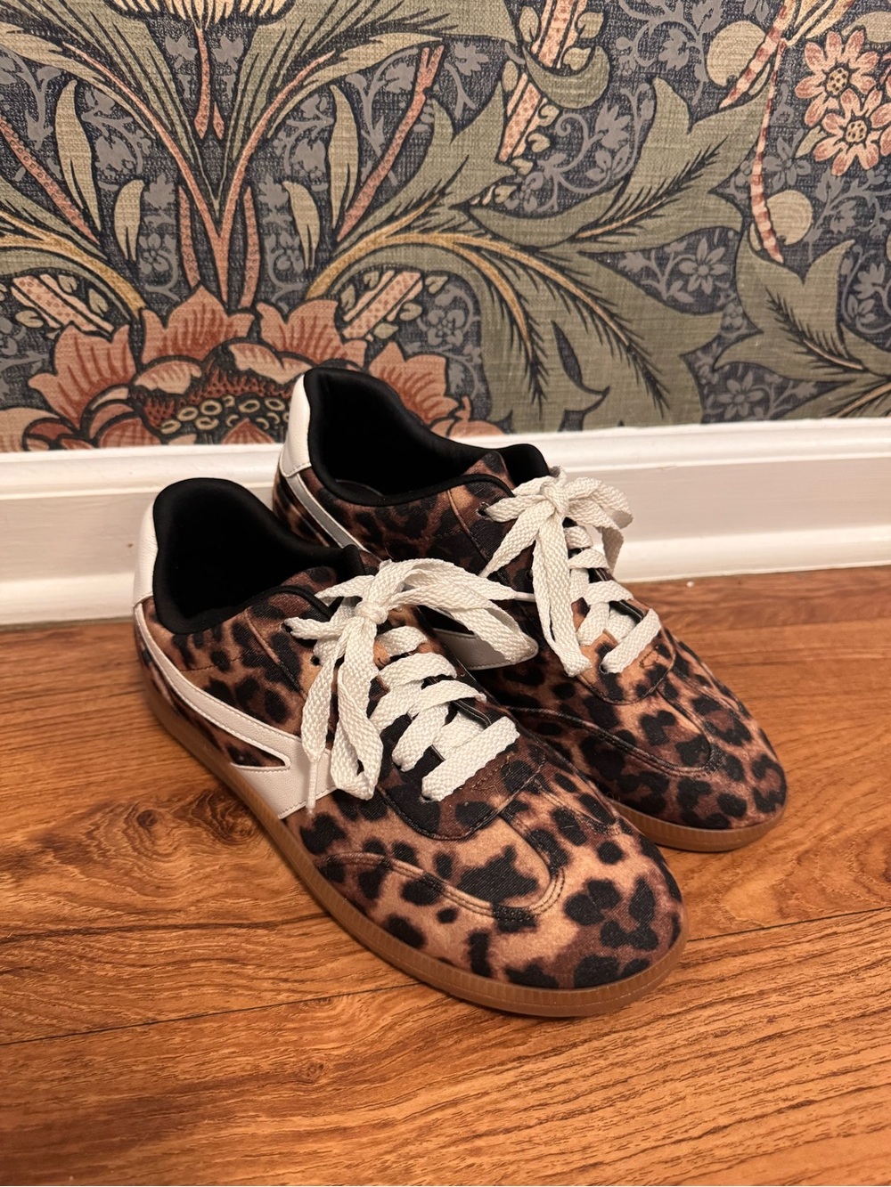 Dolce Vita Leopard Print Women's Sneakers